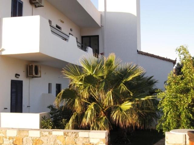 Flisvos Apartments Frangokastello Extérieur photo